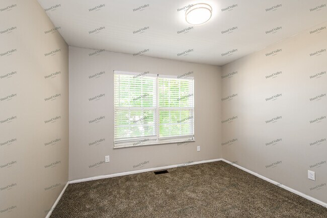 Building Photo - 14423 Williamsburg Manor Dr