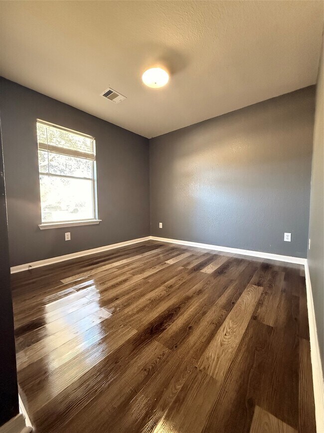 Building Photo - 8026 Arrington Forest Ln