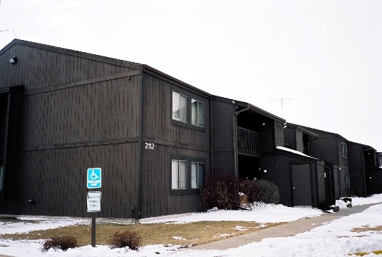Building Photo - Neenah Court Apartments