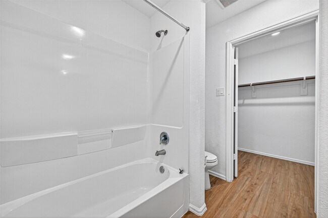 Building Photo - 27003 Euphonia Grn Ln