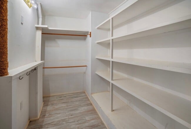 Building Photo - Kalaheo 3 bed 2 bath Condo