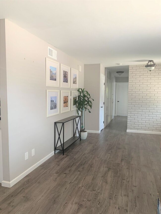Building Photo - COMING SOON!! ***BEAUTIFUL 3 BEDROOM 2 BATH AVAILABLE IN SAN DIEGO***
