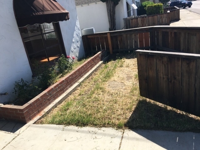 Building Photo - VOGT-120 West Pacheco