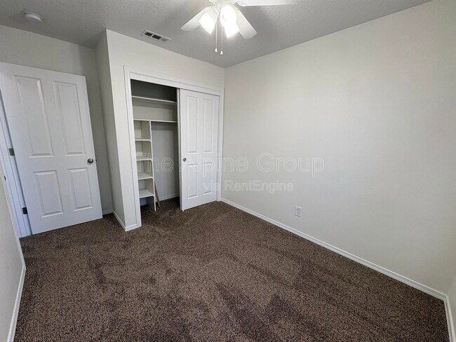 Building Photo - 210 NW Connell Ave