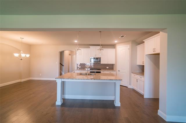 Building Photo - 14633 Donner Trail