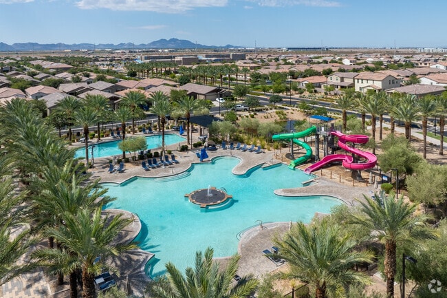 Neighborhood Amenities - Water Park - Annex at Cadence