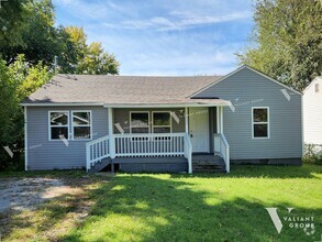 Building Photo - Charming Three-Bedroom, One-Bathroom Ranch...