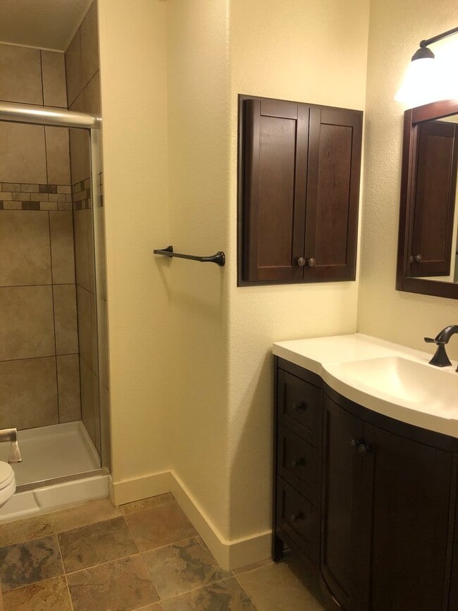 Building Photo - Luxury East Medford Home with 4 Bedrooms, 2 Bonus Rooms & Dual Living Areas
