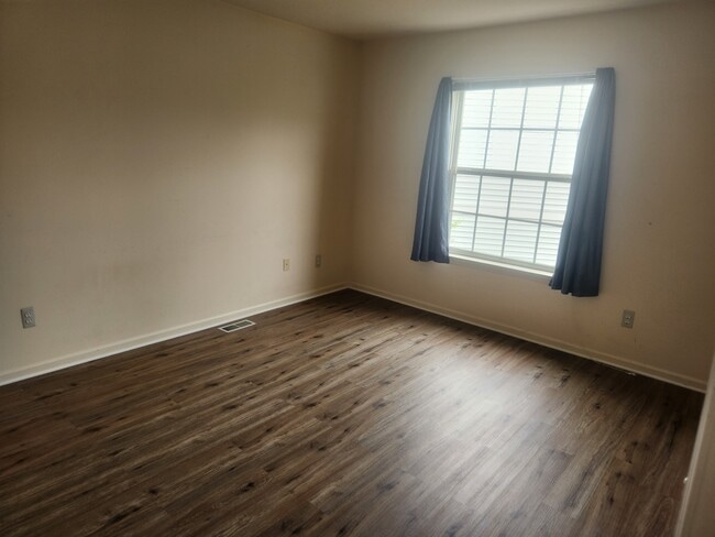 Building Photo - 2852 Chaseway Ct