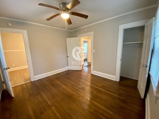 Building Photo - Beautifully renovated Spartanburg Home!