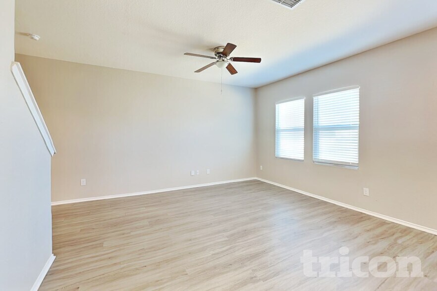 Building Photo - 13525 Sunrise Mdw
