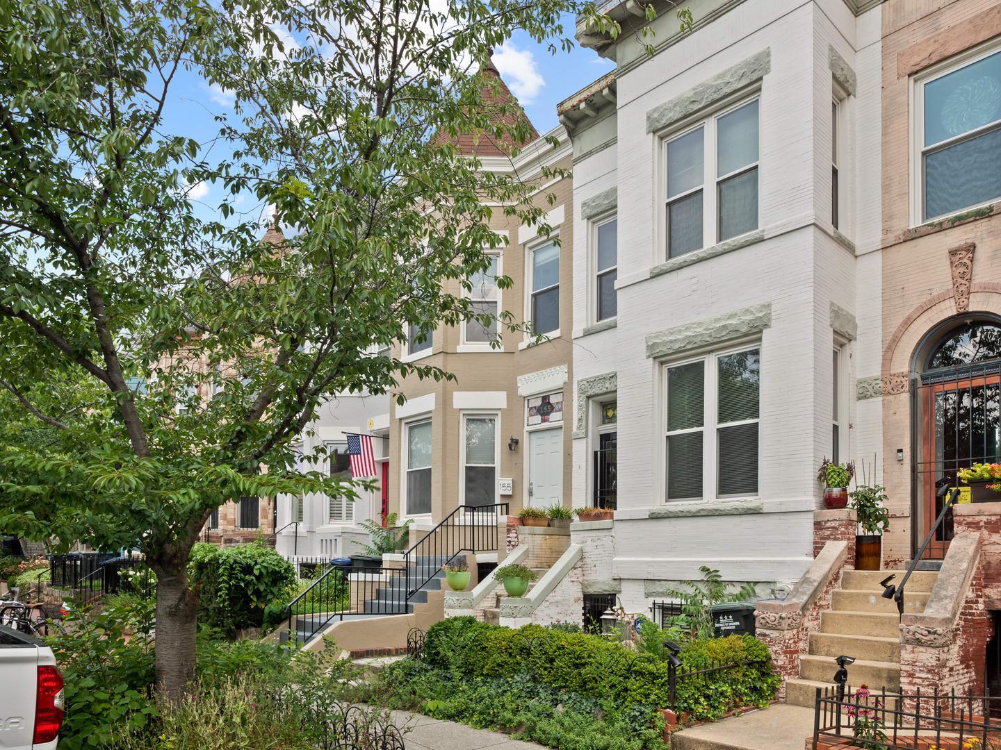 Building Photo - 155 U St NW