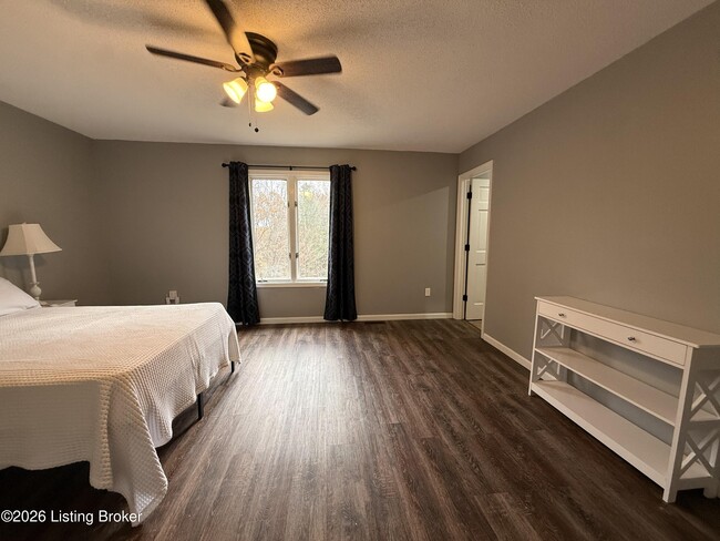 Building Photo - 2009 Sunbeam Rd