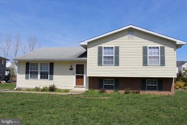 Building Photo - 8651 Chester Ct