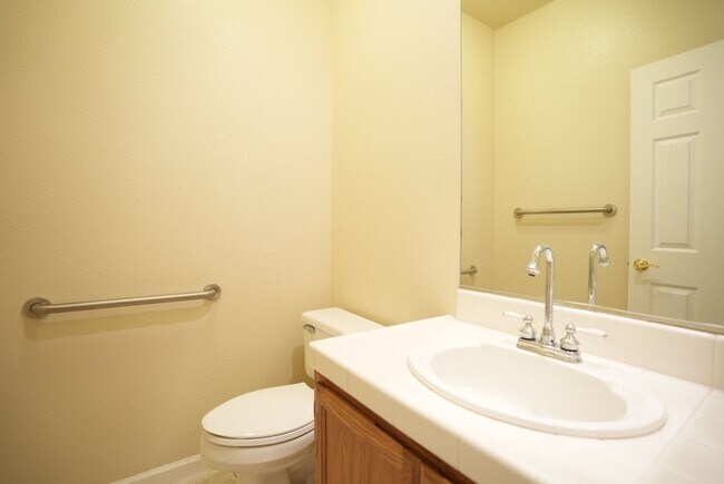 Building Photo - Charming Three Bedroom Napa Home Close to Queen of the Valley Medical Center