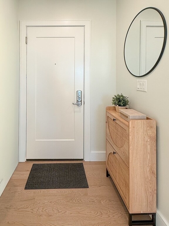 Building Photo - 301 Border St