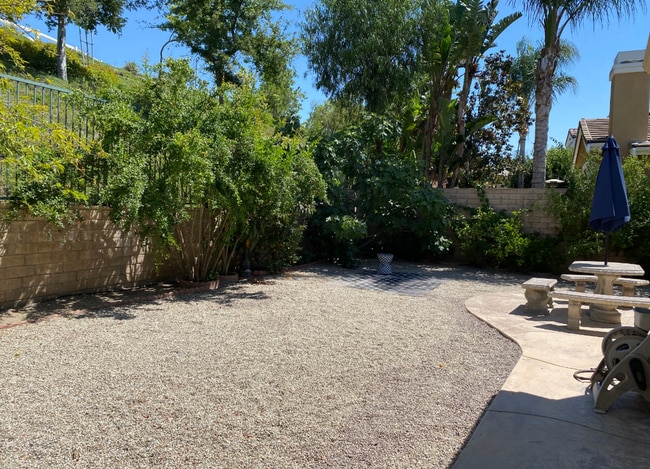Building Photo - 4 bedroom, 3 bath Big Sky home!