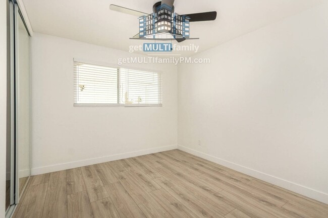 Building Photo - 505 S Margo Dr