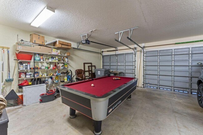 Building Photo - 8492 Breezy Oak Way