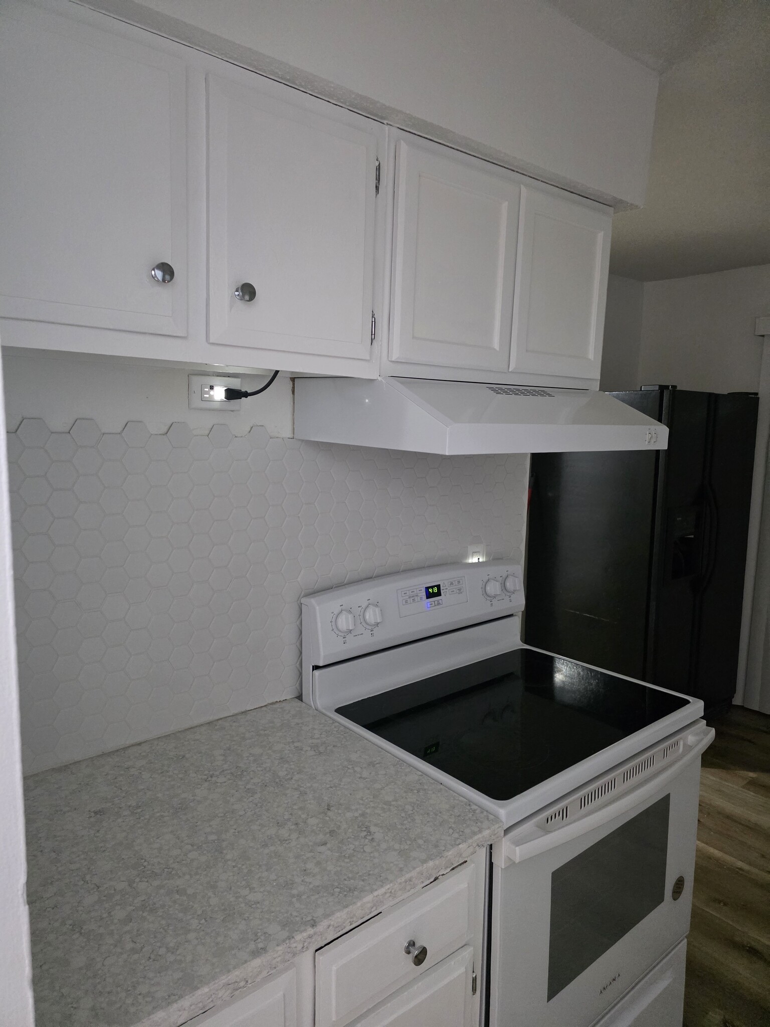 Building Photo - 11260 College Ave