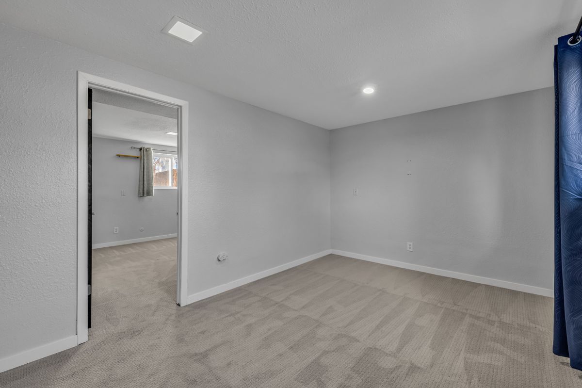 Building Photo - 5545 Elkhart St