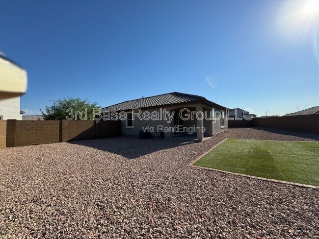 Building Photo - 20167 W Buchanan St