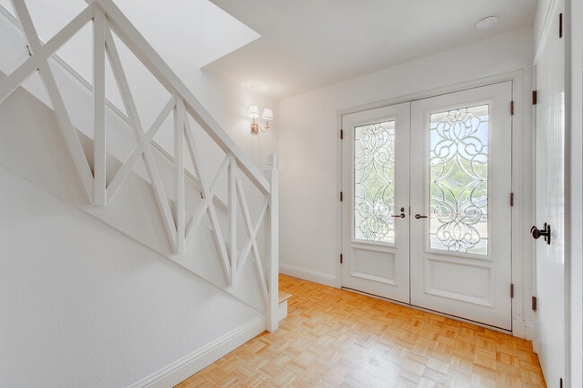 Building Photo - 15 Niven Way