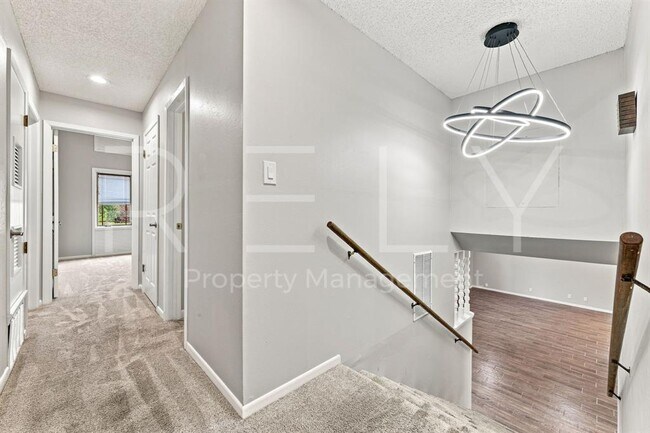 Building Photo - 2404 Gabriel View Dr