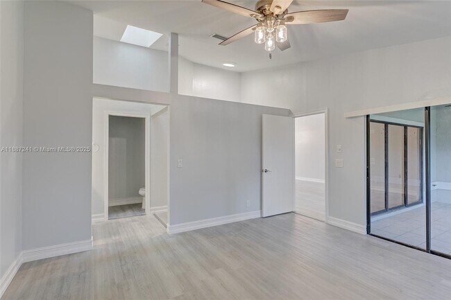 Building Photo - 802 Bannock Terrace