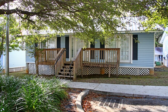 The Cottages At Magnolia Tallahassee Fl Apartment Finder