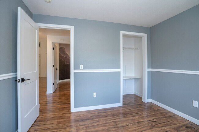 Building Photo - Exquisite 3-bedroom, 2-full bath Home in Puyallup
