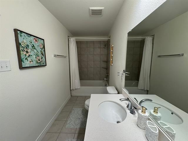 Building Photo - 424 Princewood Dr