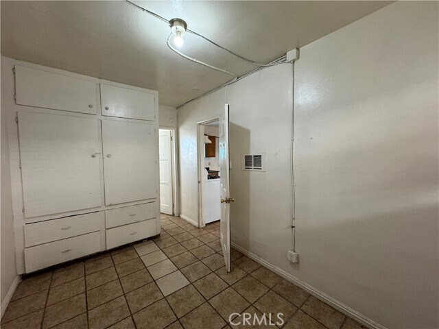 Building Photo - 12616 Lambert Rd