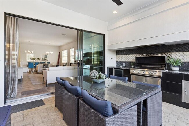 Building Photo - 7423 Sparkling Ct