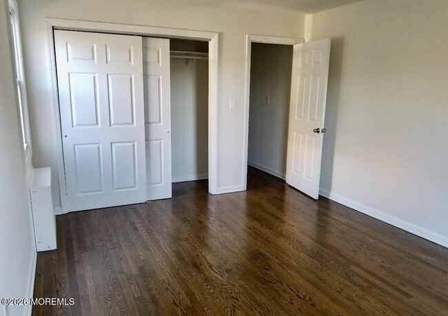 Building Photo - 320 8th Ave