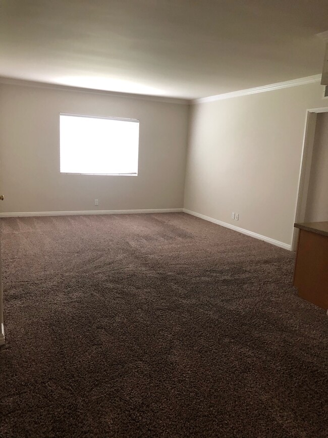 Building Photo - 243 W Alameda Ave