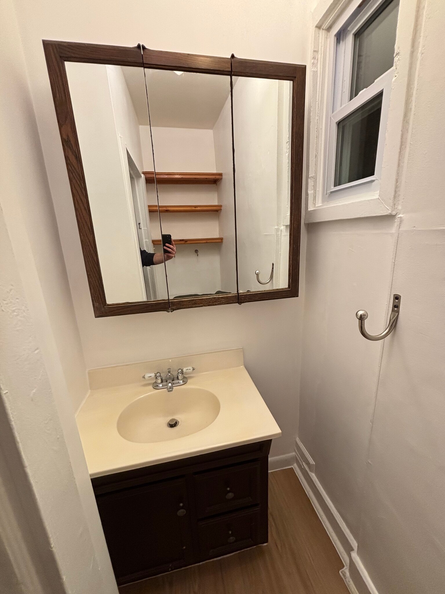 Building Photo - 340 N Franklin St