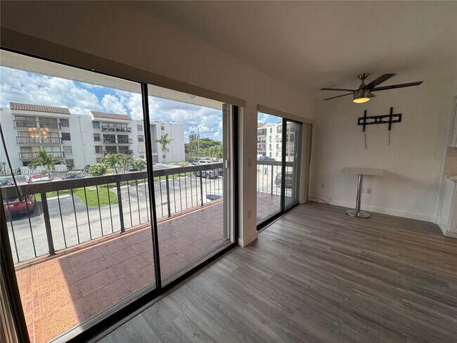 Building Photo - 1300 SW 122nd Ave