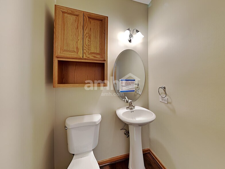 Building Photo - 25021 Vermette Rd