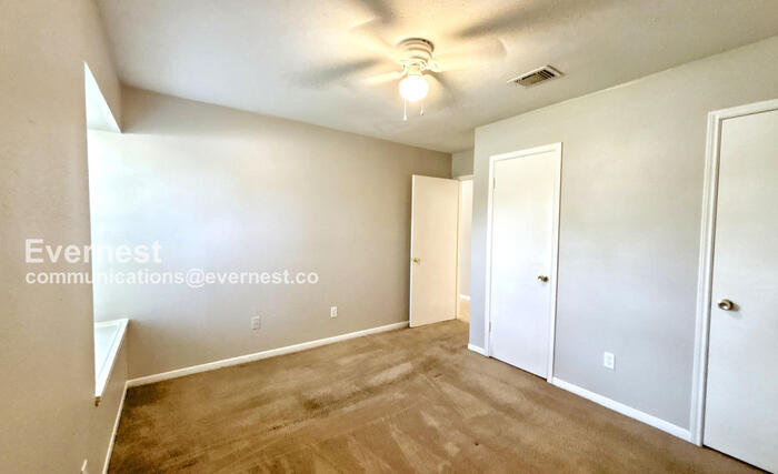 Building Photo - 19427 Bristlestar Dr