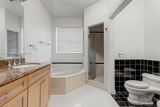 Building Photo - 1560 Seagrape Way