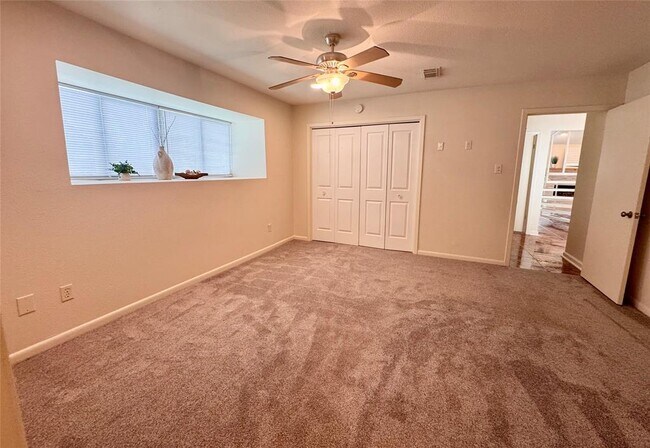 Building Photo - 20313B Sunny Shores Dr