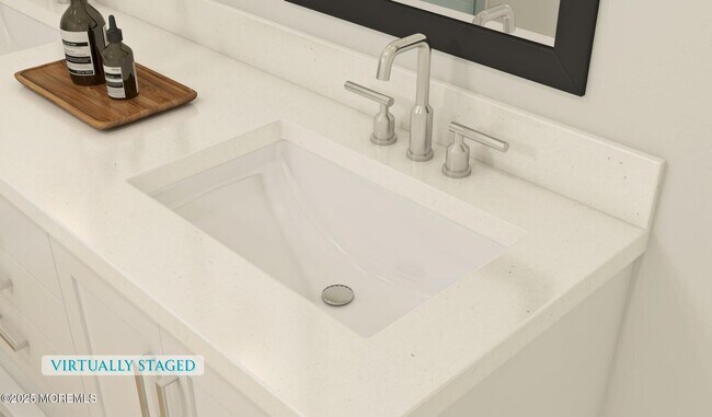 Building Photo - 215 2nd Ave