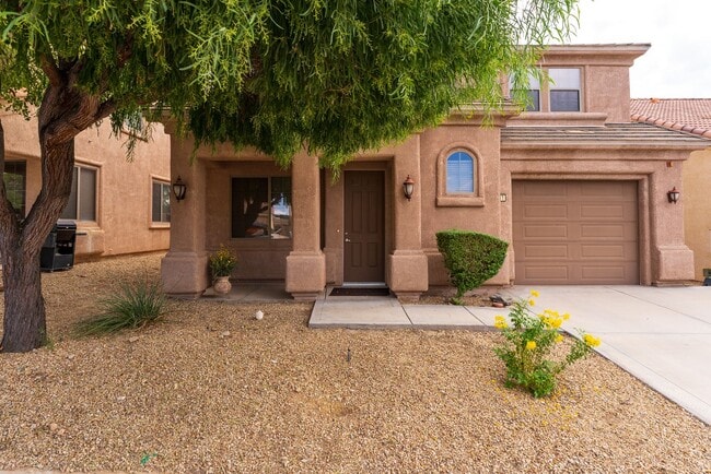 Building Photo - Gated Community 2 Bed/2 Bath Condo Furnished Long term Boat deep garage