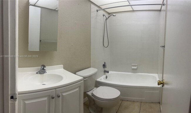 Building Photo - 4785 NW 9th Dr