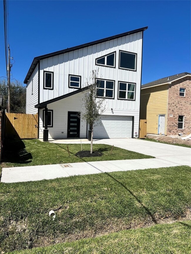 Primary Photo - 14706 O Hara Dr