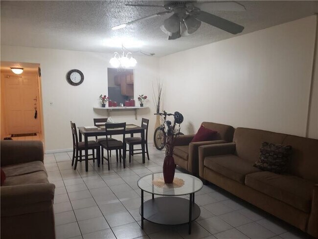 Building Photo - 8141 SW 24th Ct