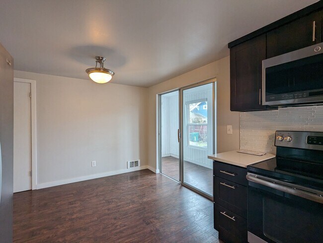 Building Photo - 357 NW 50th St