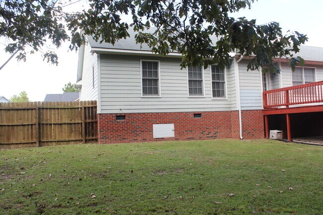 Building Photo - Summerhill