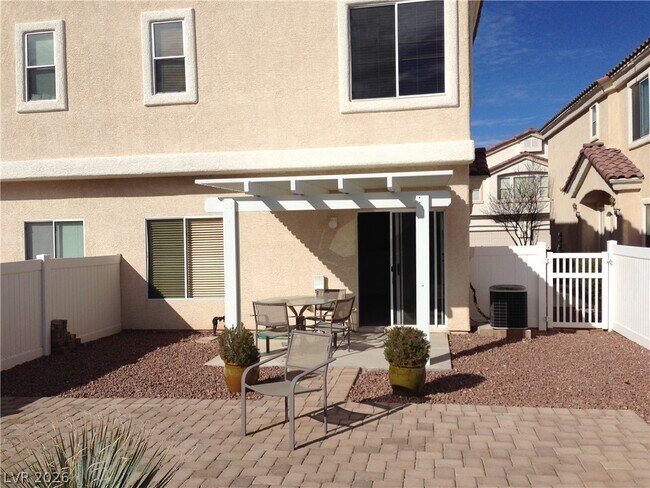 Building Photo - 1617 Lefty Garcia Way